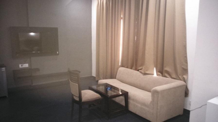 Veena Regency Hotel Chās Kültér fotó